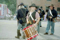 Union Troop with Drummer